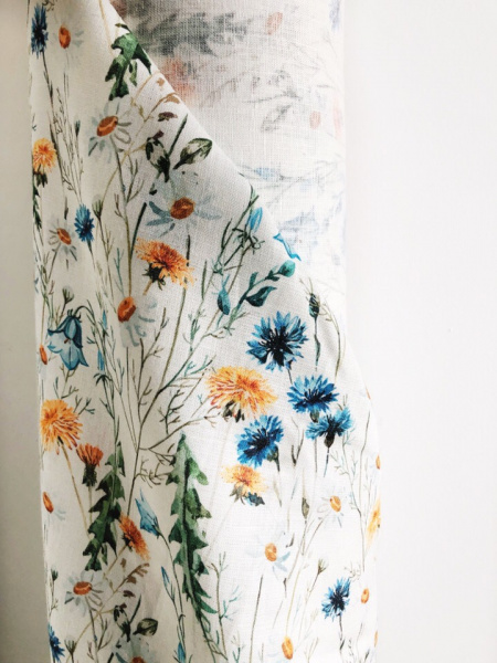 2060. Ткань лён умягченный  "цветы" костюмный | Ellie Fabrics